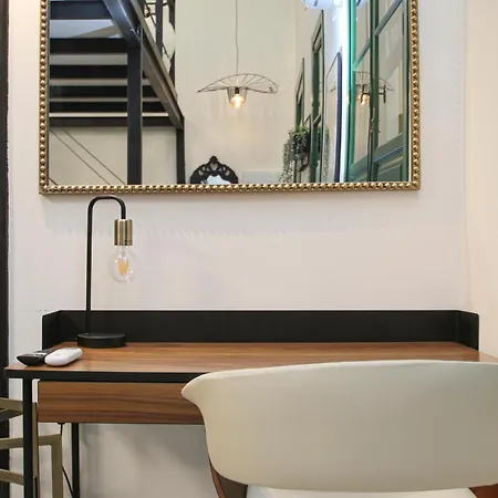 דירה New! Luxurious & Chic Duplex Next To The Cathedral סביליה